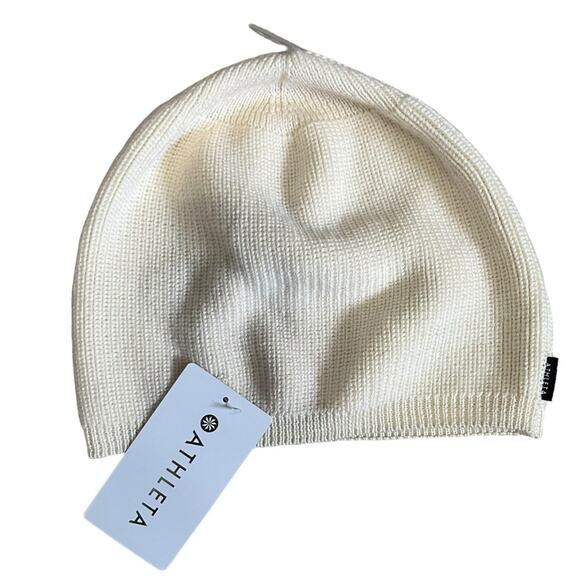 NWT Athleta Kinetic Beanie Cream Merino Wool Blend Winter Hat Adult OS - Picture 1 of 7